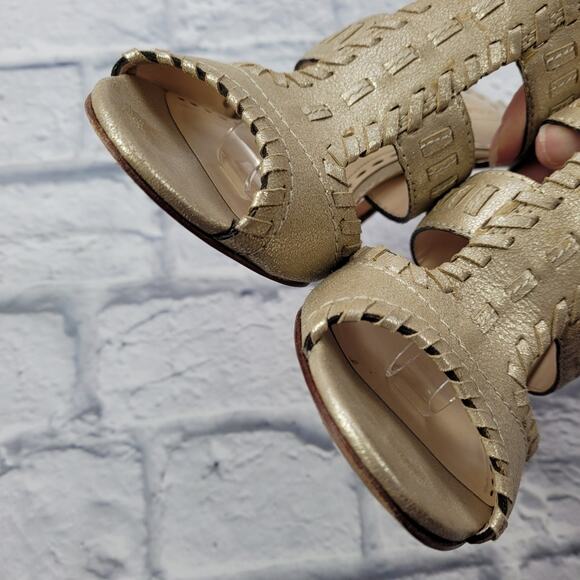 Coach 1941 Kareena Light Gold Leather T-strap Pumps size 6B - Picture 6 of 16